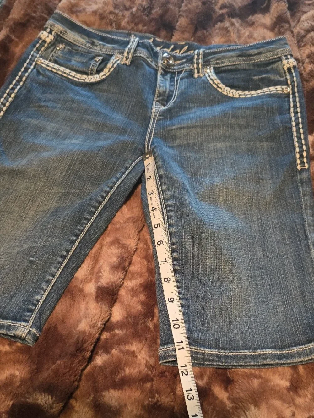 L A Idol Women’s Dark Blue Embroidered Pocket Jeans Shorts